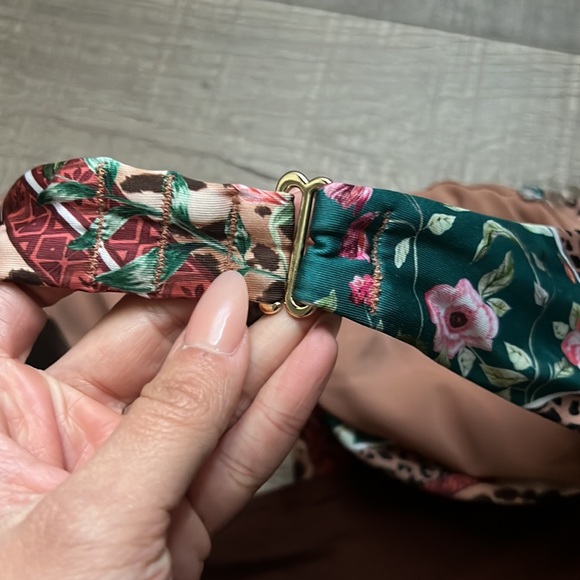 Two piece swimsuit - Picture 3 of 6